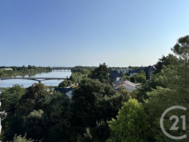 Appartement F6 à vendre - 6 pièces - 141.52 m2 - ST SEBASTIEN SUR LOIRE - 44 - PAYS-DE-LOIRE - Century 21 By Ouest